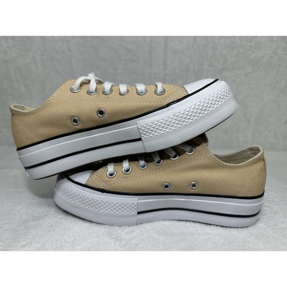 Converse Women’s Chuck Taylor All Star Lift Ox Platform Sneakers Size 8.5 - Picture 2 of 5